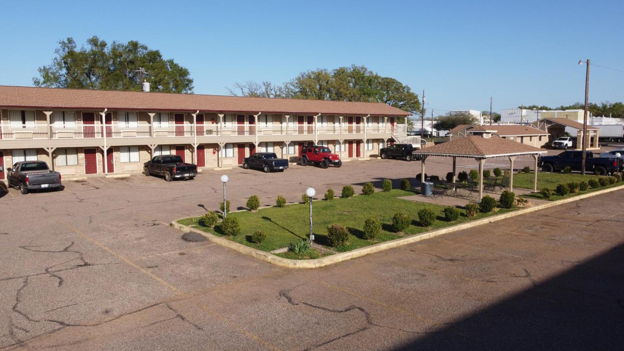 Countryside Inn Malakoff Εξωτερικό φωτογραφία