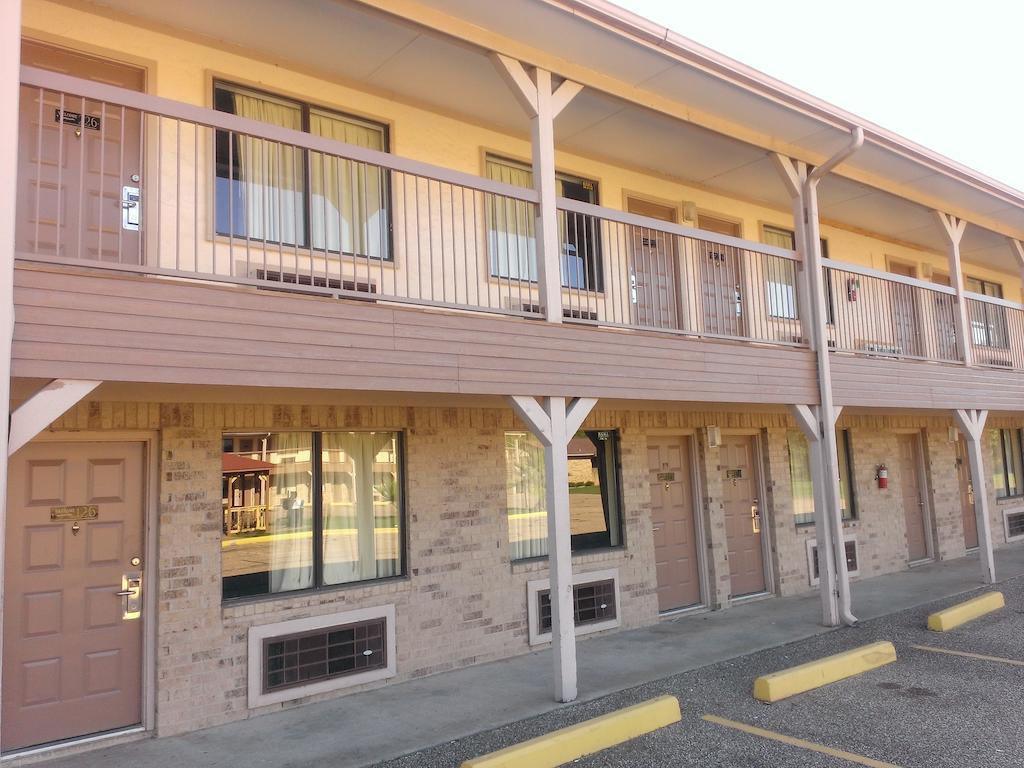 Countryside Inn Malakoff Εξωτερικό φωτογραφία